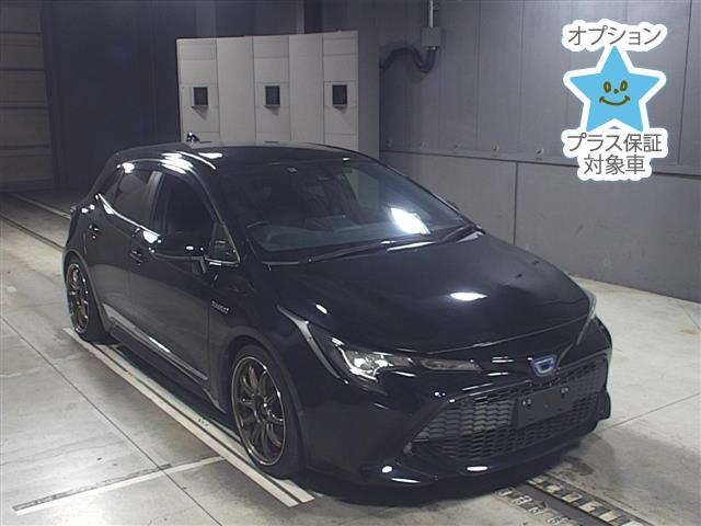 5930 Toyota Corolla sport ZWE211H 2018 г. (JU Gifu)